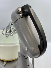 Load image into Gallery viewer, Vintage Hamilton Beach Mixer