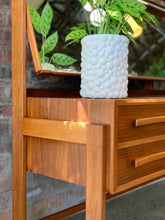 Load image into Gallery viewer, Cubist 'Torrente' Dressing Table