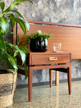 Load image into Gallery viewer, 'Novocraft' Headboard & Pedestals