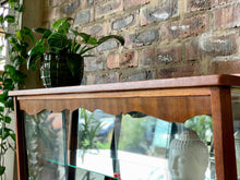 Load image into Gallery viewer, Retro display / drinks cabinet