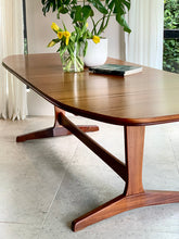 Load image into Gallery viewer, Extendable Sapele Mahogany Dining Table by Novacroft