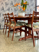 Load image into Gallery viewer, Sapele/ mahogany Novocraft 8 seater table