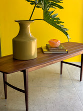 Load image into Gallery viewer, Mid-Century DS Vorster Coffee Table