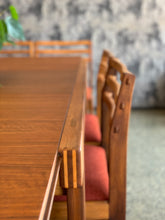 Load image into Gallery viewer, Torrente Dining Set