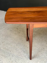Load image into Gallery viewer, Mid-Century DS Vorster Coffee Table