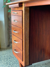 Load image into Gallery viewer, Retro Desk