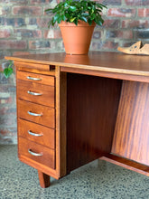 Load image into Gallery viewer, Retro Desk