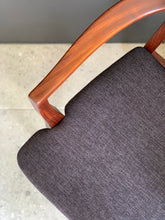 Load image into Gallery viewer, Mid-Century G-Plan Carver