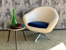 Load image into Gallery viewer, Retro Zodiac Chair