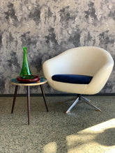 Load image into Gallery viewer, Retro Zodiac Chair