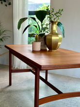 Load image into Gallery viewer, John Tabraham for Kallenbach Dining Set