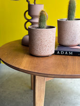 Load image into Gallery viewer, Round Coffee Table