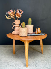 Load image into Gallery viewer, Round Coffee Table