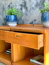 Load image into Gallery viewer, Pair of Mid-Century bedside pedestals
