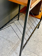 Load image into Gallery viewer, Retro Media Unit