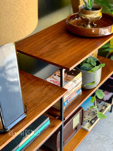 Load image into Gallery viewer, Retro Media Unit