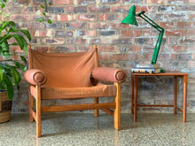 Load image into Gallery viewer, Kallenbach Leather Armchair