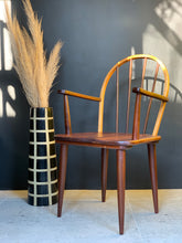 Load image into Gallery viewer, Vintage EE Meyer Chair