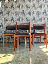Load image into Gallery viewer, Set of 6 DS Vorster Mid-Century dining chairs