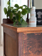 Load image into Gallery viewer, Vintage Dressing Table