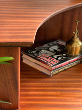 Load image into Gallery viewer, Two-tiered corner table