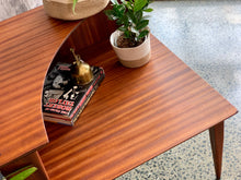 Load image into Gallery viewer, Two-tiered corner table