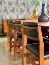 Load image into Gallery viewer, Novocraft 10-seater dining set
