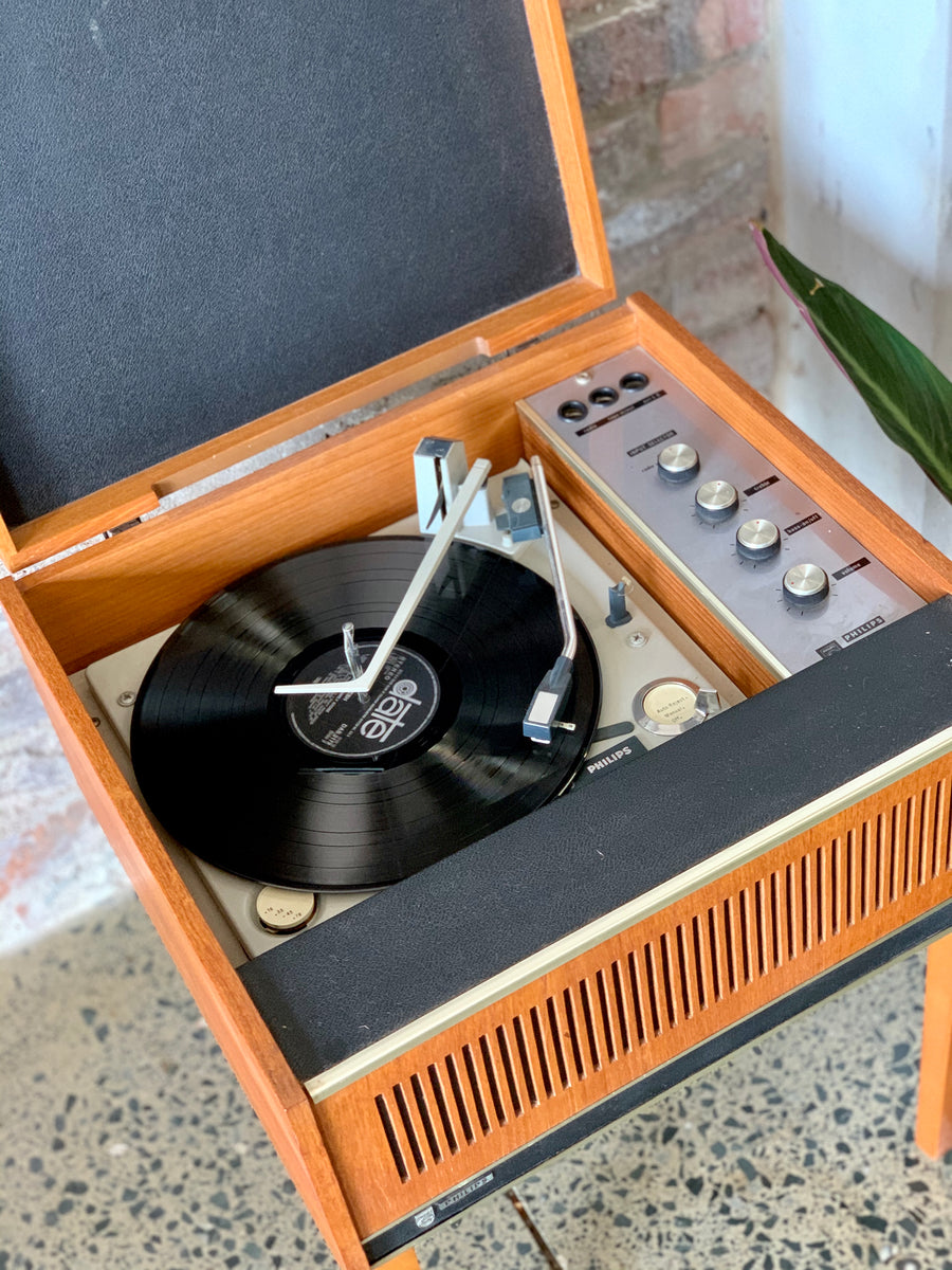 1968 Teak Philips record player – RE-TREND