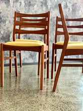 Load image into Gallery viewer, DS Vorster dining room chairs