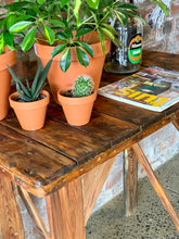 Load image into Gallery viewer, Farmhouse Style Side/Hall Table
