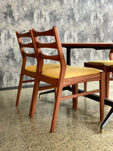 Load image into Gallery viewer, DS Vorster table with steel legs