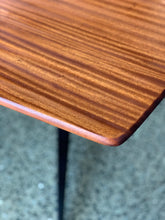 Load image into Gallery viewer, DS Vorster table with steel legs