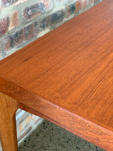 Load image into Gallery viewer, Mid-Century Teak dining table