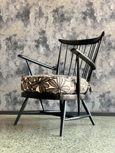 Load image into Gallery viewer, Lubis Occasional Chair