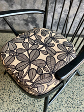 Load image into Gallery viewer, Lubis Occasional Chair