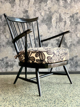 Load image into Gallery viewer, Lubis Occasional Chair