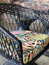 Load image into Gallery viewer, Vintage Kitchen/Patio Set