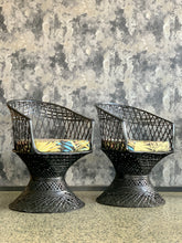 Load image into Gallery viewer, Vintage Kitchen/Patio Set