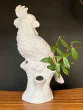 Load image into Gallery viewer, Retro Ceramic Parrot