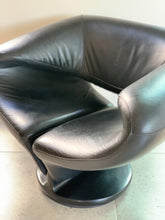 Load image into Gallery viewer, Ribbon Chair