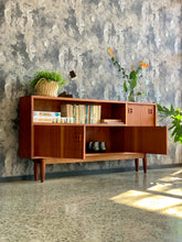 Load image into Gallery viewer, Mid-Century Shelf unit