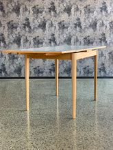 Load image into Gallery viewer, 1950's Extendable Table