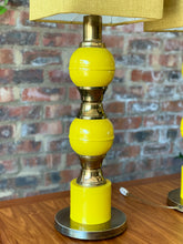 Load image into Gallery viewer, Retro Table Lamp