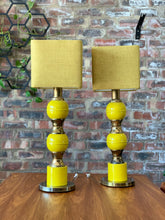Load image into Gallery viewer, Retro Table Lamp