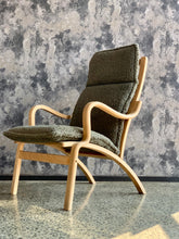 Load image into Gallery viewer, Danish Occasional Chair