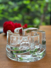 Load image into Gallery viewer, Vintage Art Glass Trivet
