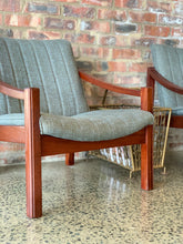 Load image into Gallery viewer, Pair of Retro Mahogany Armchairs