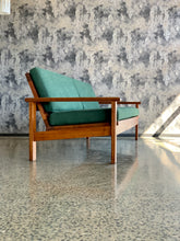 Load image into Gallery viewer, Retro Four Seater Couch