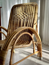 Load image into Gallery viewer, Vintage Rattan Chair