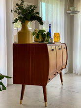 Load image into Gallery viewer, Retro Sideboard
